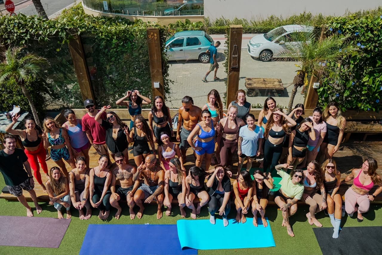 Turma reunida após a aula no deck